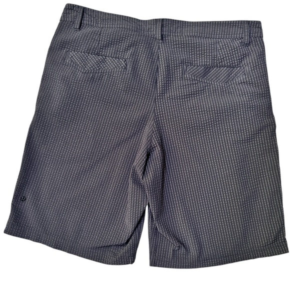 Lululemon | Men’s Kahuna Seersucker Shorts in Black M7350S, Size 38 - Picture 3 of 8